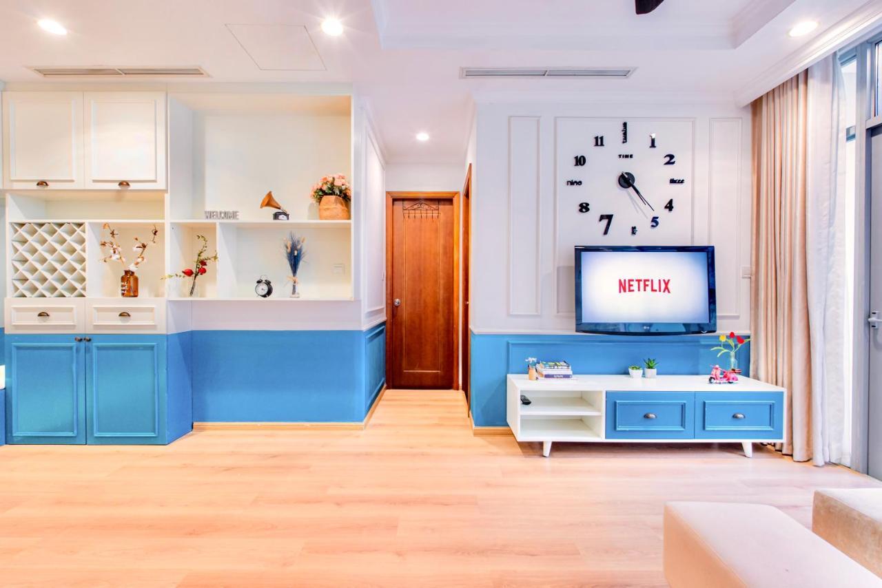 Moxy Hcmc Aparts - Vinhomes Central Park, Ice Rink مدينة هوشي منه المظهر الخارجي الصورة