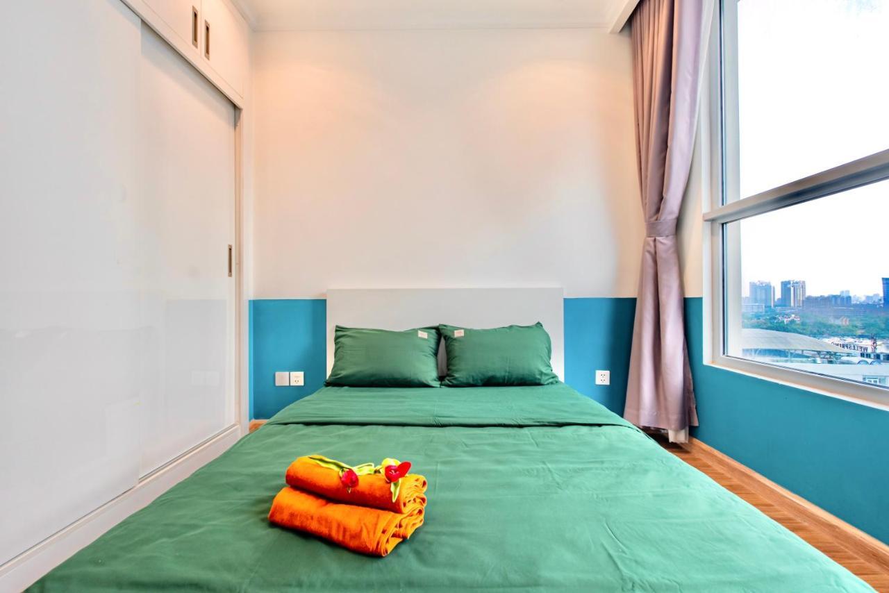Moxy Hcmc Aparts - Vinhomes Central Park, Ice Rink مدينة هوشي منه المظهر الخارجي الصورة