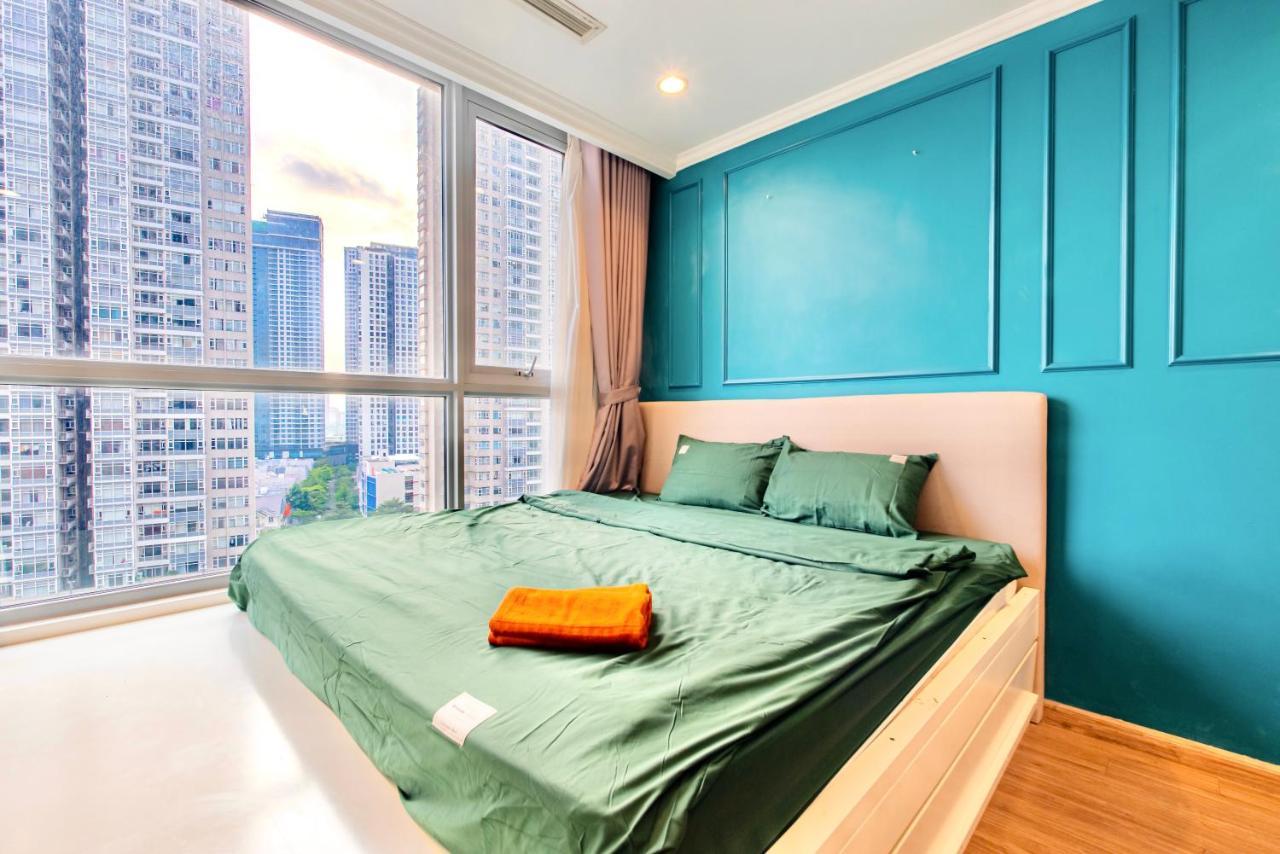 Moxy Hcmc Aparts - Vinhomes Central Park, Ice Rink مدينة هوشي منه المظهر الخارجي الصورة