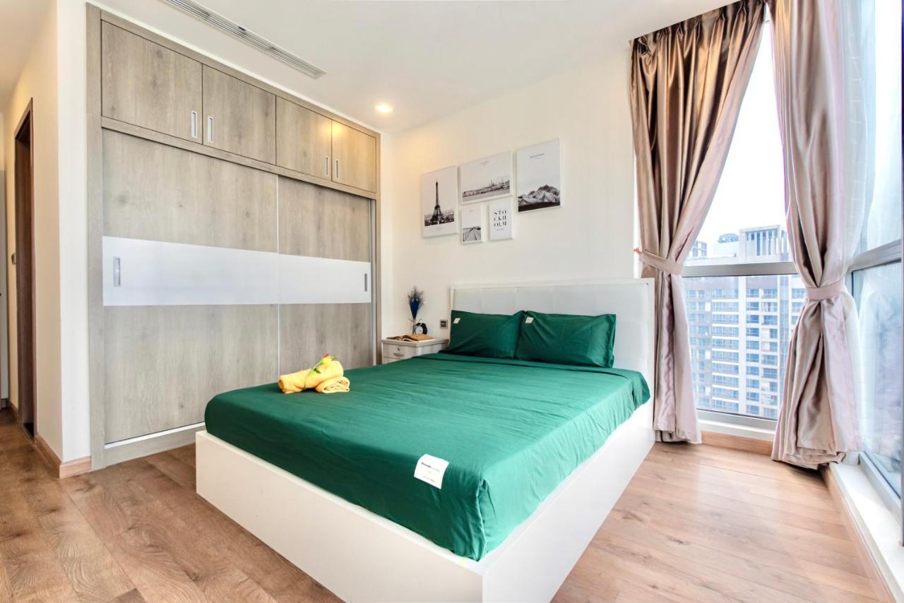 Moxy Hcmc Aparts - Vinhomes Central Park, Ice Rink مدينة هوشي منه المظهر الخارجي الصورة