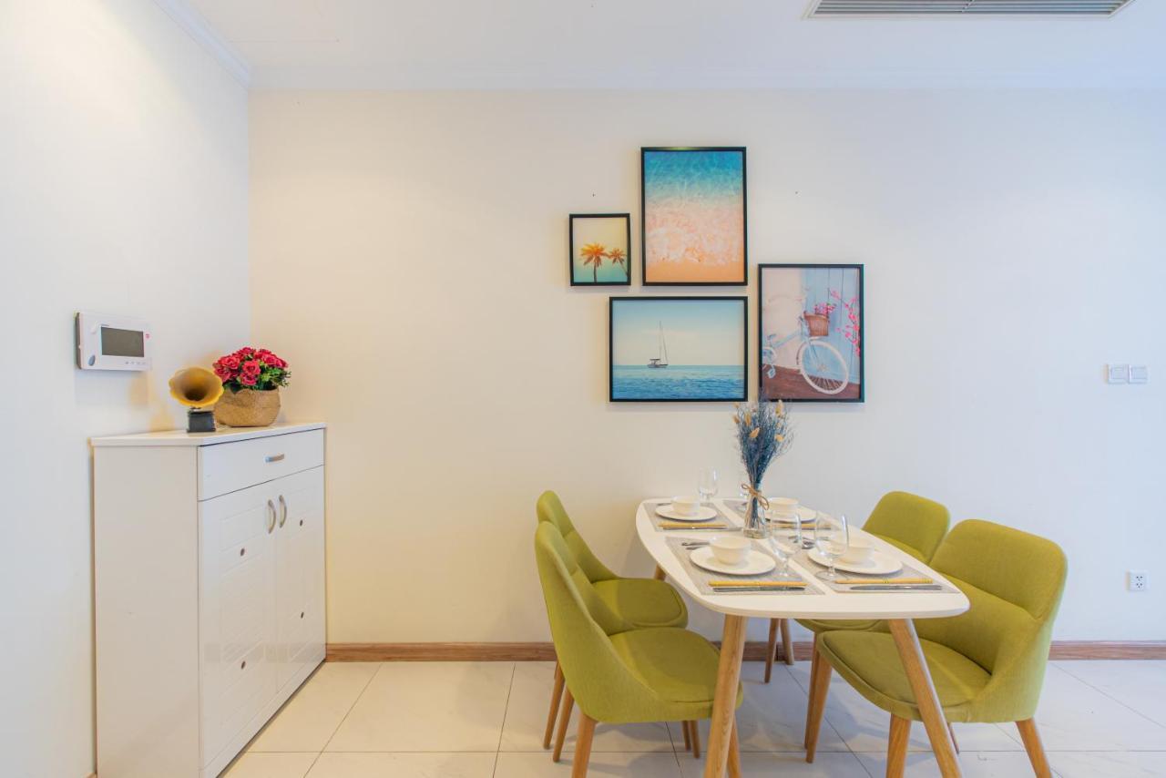 Moxy Hcmc Aparts - Vinhomes Central Park, Ice Rink مدينة هوشي منه المظهر الخارجي الصورة