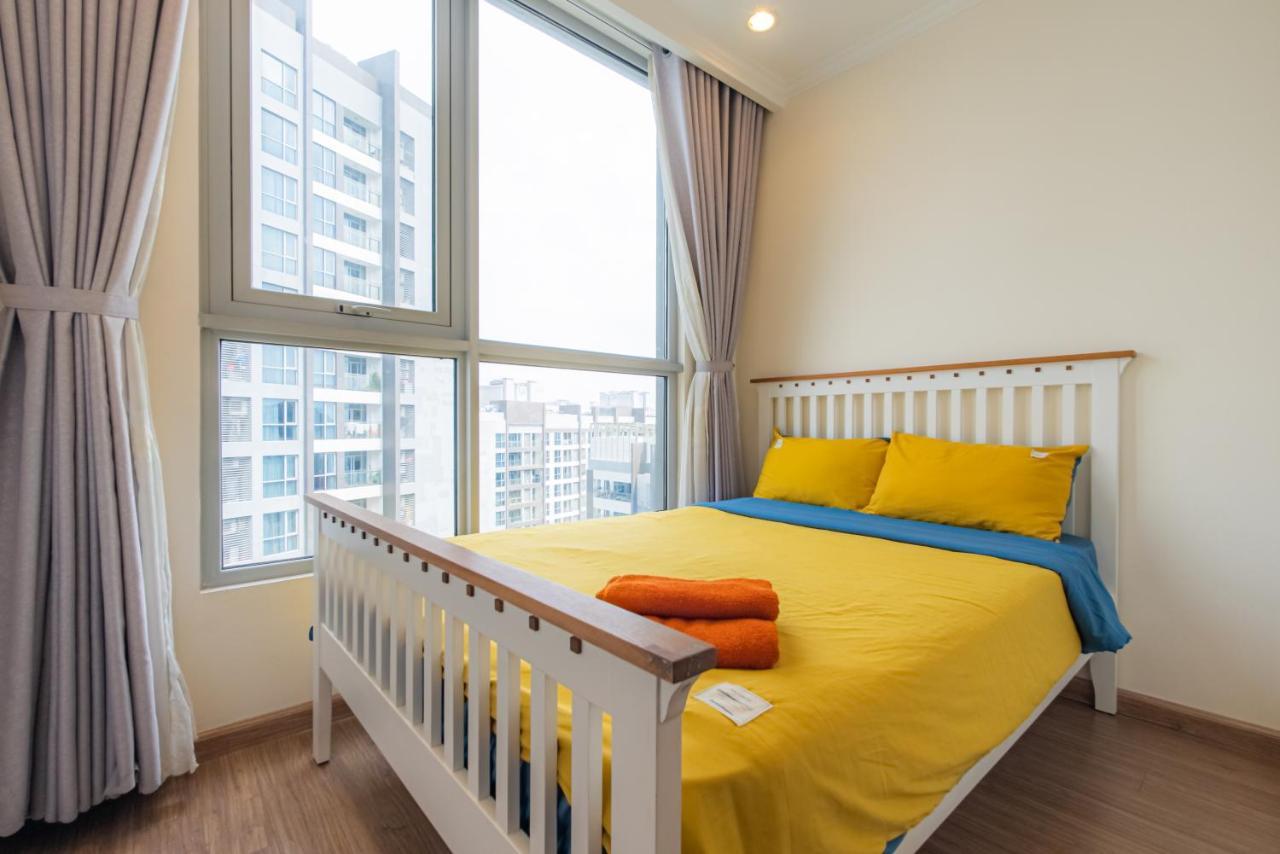 Moxy Hcmc Aparts - Vinhomes Central Park, Ice Rink مدينة هوشي منه المظهر الخارجي الصورة