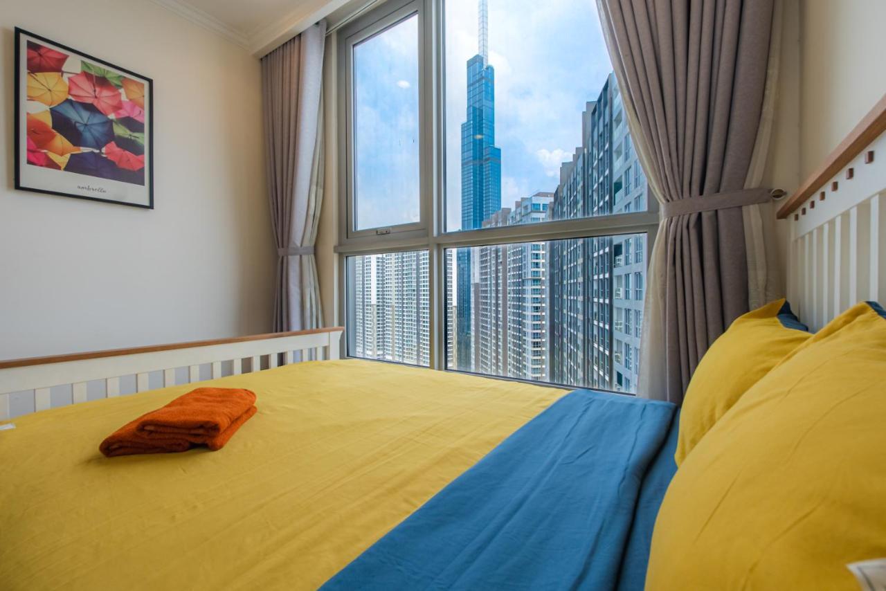 Moxy Hcmc Aparts - Vinhomes Central Park, Ice Rink مدينة هوشي منه المظهر الخارجي الصورة